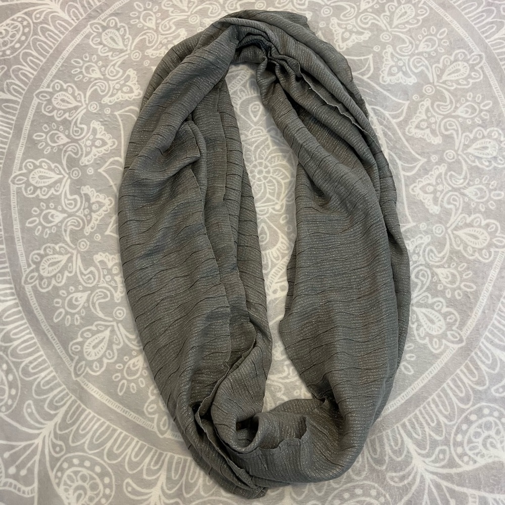 GRAY GREY INFINITY SCARF FREE WITH FULL PRICE BUNDLE $50 PURCHASE SHEER CUTE 321